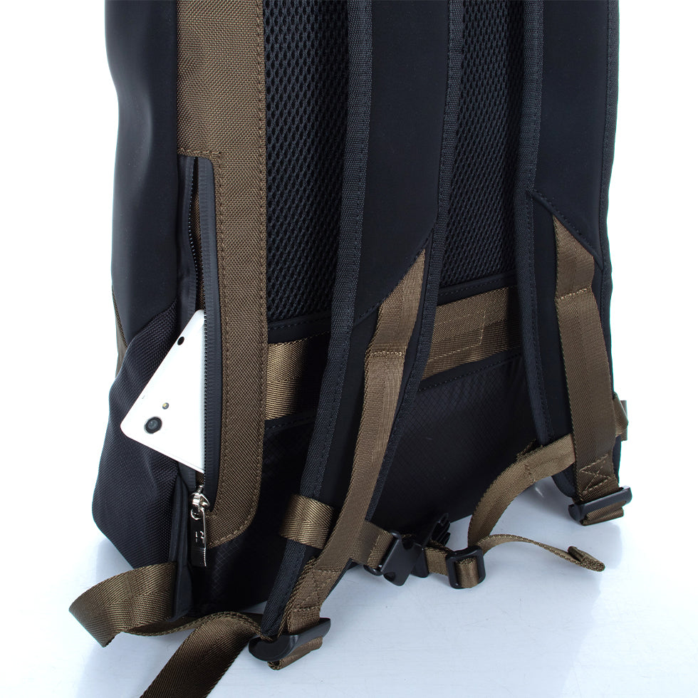 FINER BACKPACK