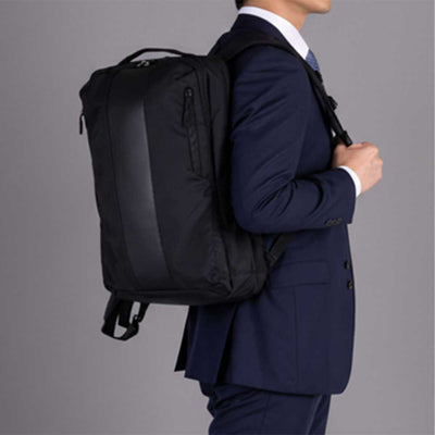 ＜雑誌掲載商品＞ドラフティ バックパック(拡張)  12L(拡張時17L)  ビジネスモデル