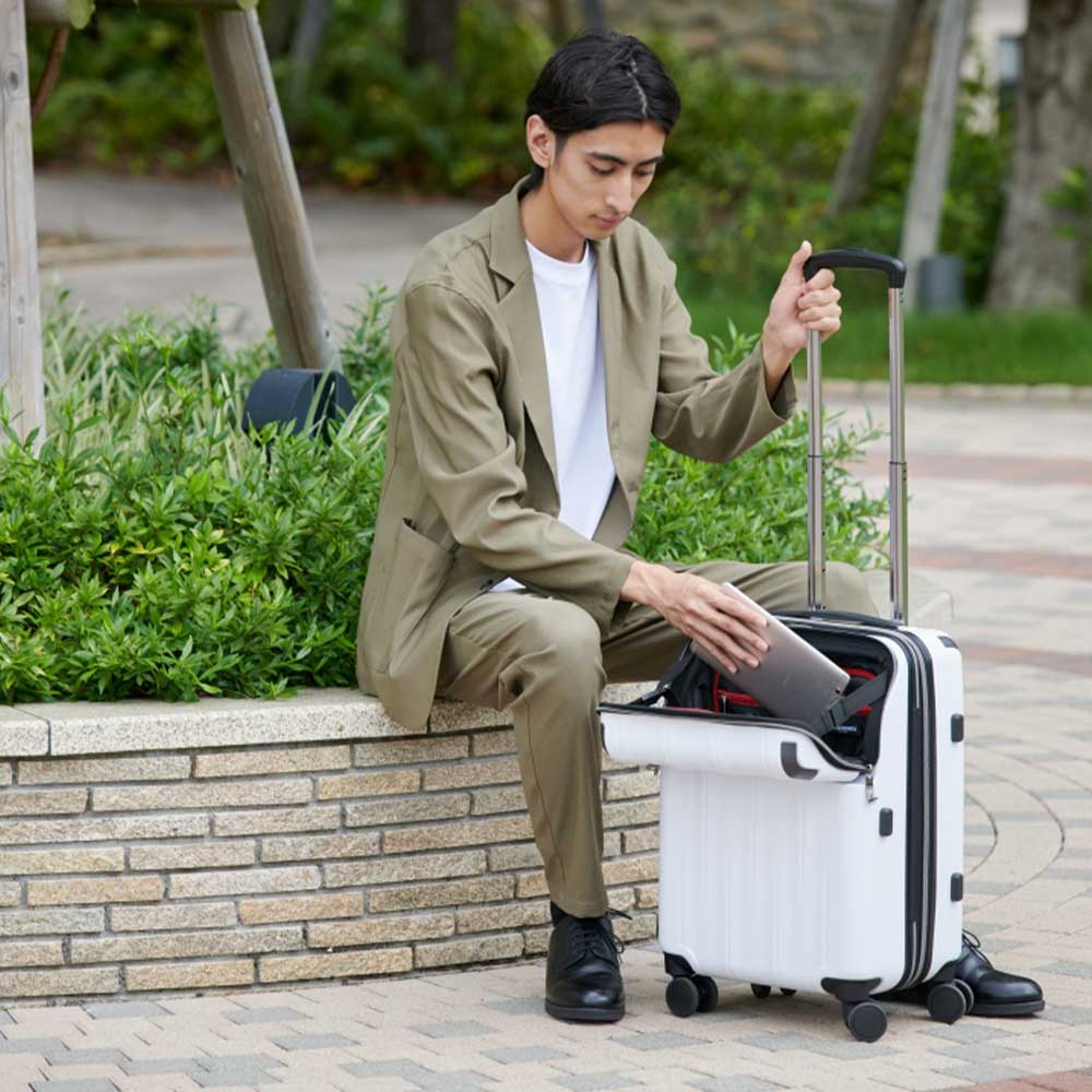 ESTOP [S] 35L (expanded 43L) 2-3 nights carry-on size, with stopper